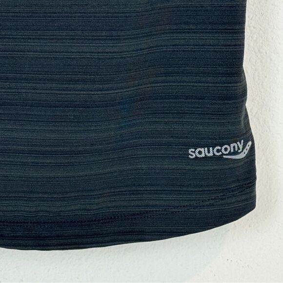 Saucony Black Grey Cropped Tights & Striped Tank Top Set M - Picture 8 of 13